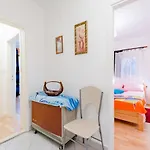 Apartman Ljubo Trogir