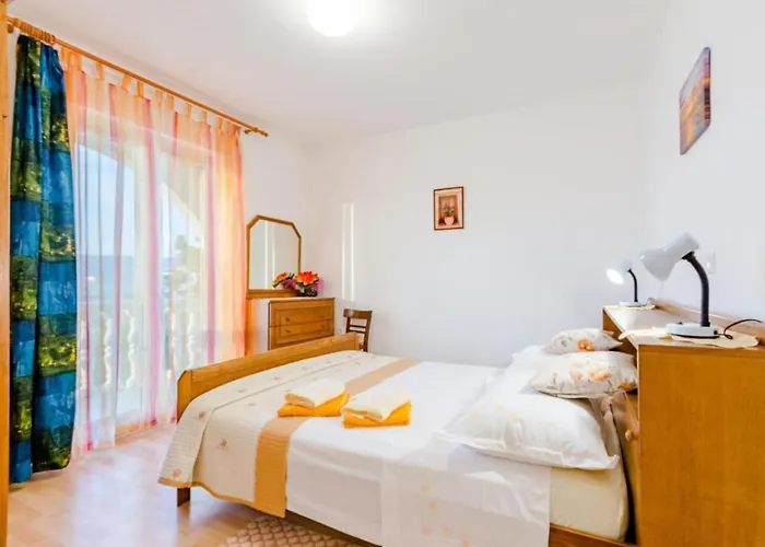Apartment Ljubo *