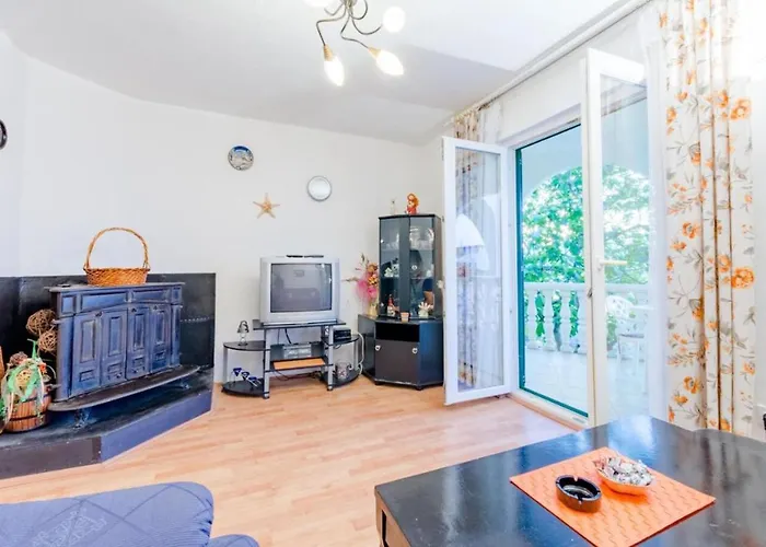 Ljubo Apartment *