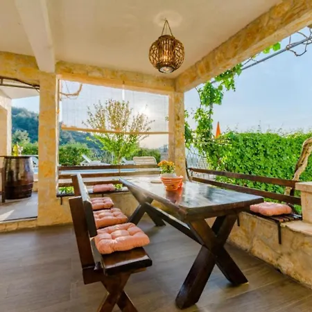 Apartament Ljubo - Pool And View *