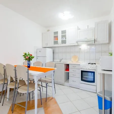 Apartament Ljubo - Pool And View